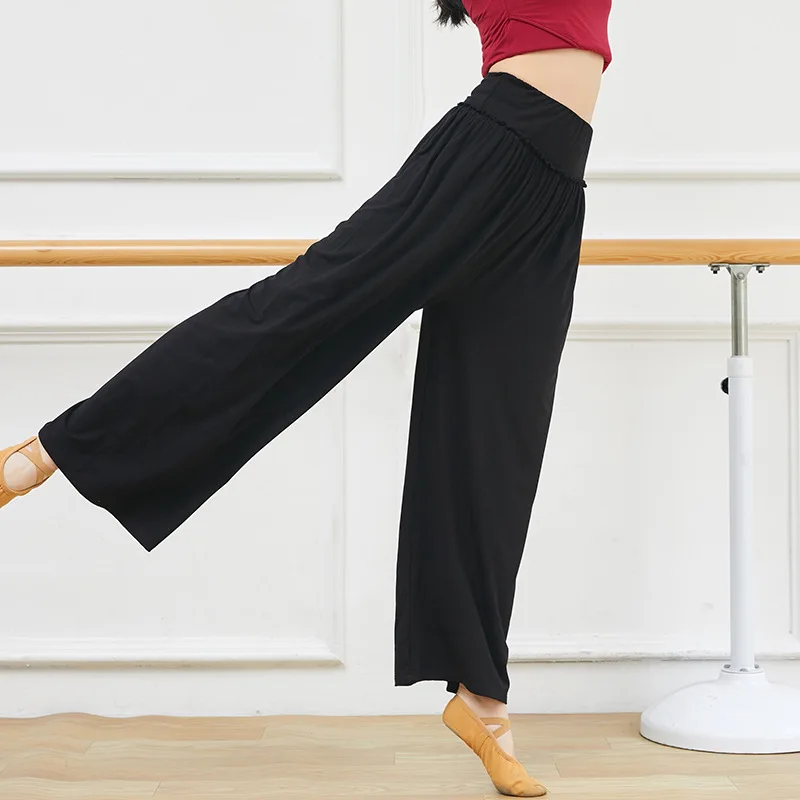 Брюки для танцевальных тренировок Женская одежда для тренировок с широкими штанинами Китайская национальная классическая одежда Одежда для современных танцев Весна
Брюки для танцевальных тренировок Женская одежда для тренировок с широкими штанинами Китайская национальная классическая одежда Одежда для современных танцев Весна