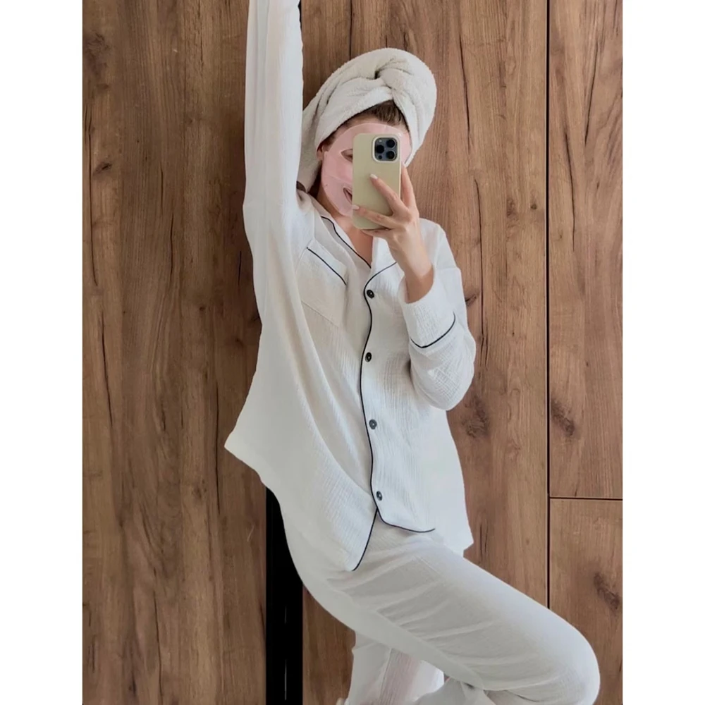 HEZIOWYUN Women's 2Piece Pajama Set Long Sleeve Button-down Lapel Collar Shirts with Pocket+Straight Long Pants Sleep Loungewear
HEZIOWYUN Women's 2Piece Pajama Set Long Sleeve Button-down Lapel Collar Shirts with Pocket+Straight Long Pants Sleep Loungewear