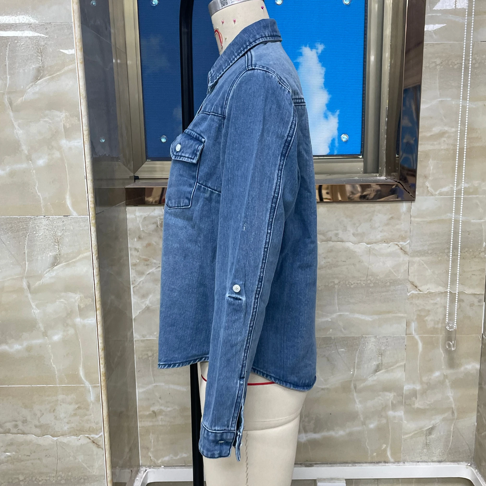 Women's Streetwear Denim Shirt Long Sleeve Button-Down Solid Color Casual Daily Top with Pockets for Fall
Women's Streetwear Denim Shirt Long Sleeve Button-Down Solid Color Casual Daily Top with Pockets for Fall