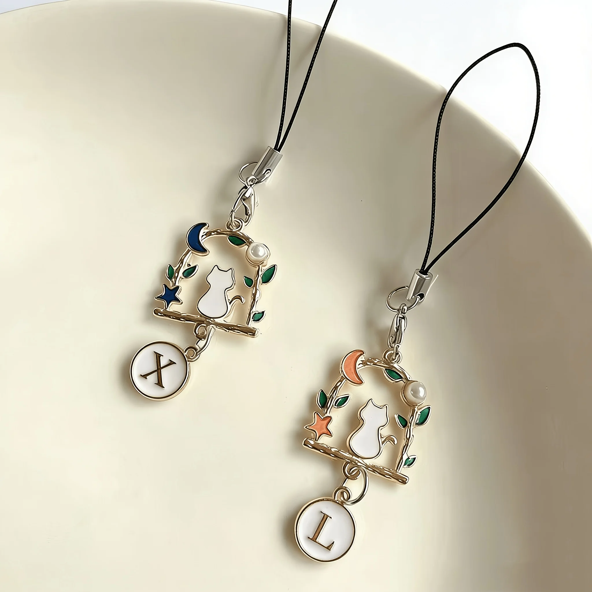 1pc Star Moon Cat Phone Strap, Letter Number Pendant, Couple & Girls Gift
1pc Star Moon Cat Phone Strap, Letter Number Pendant, Couple & Girls Gift