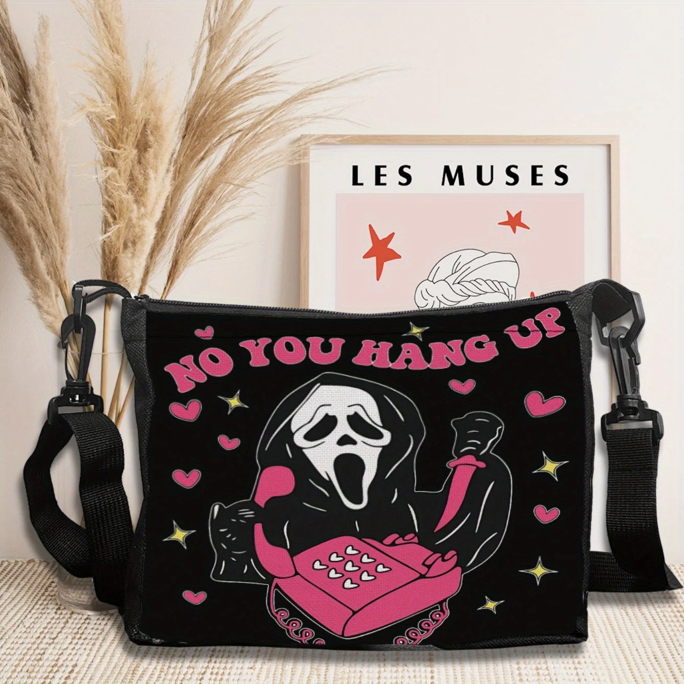 Simple and Cute Little Ghost Printed Shoulder Bag, Daily Crossbody Bag, Cute Small Bag, Very Suitable for Fun Leisure Activities
Simple and Cute Little Ghost Printed Shoulder Bag, Daily Crossbody Bag, Cute Small Bag, Very Suitable for Fun Leisure Activities