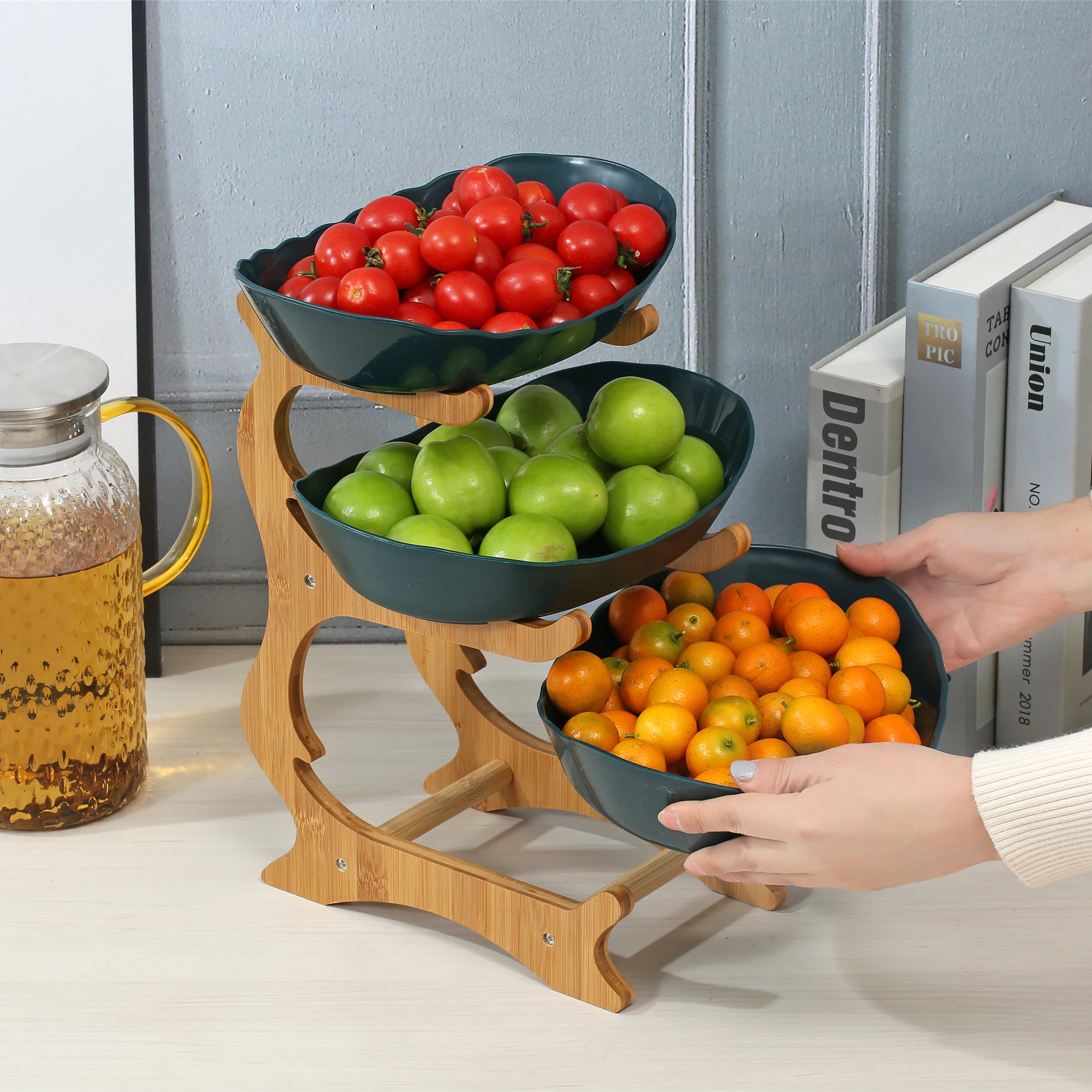 2/3 Layer Fruit Plate Home Living Room Plastic Snack Dish Creative Modern Dried Fruit Basket Candy Dish Cake Stand Salad Bowl
2/3 Layer Fruit Plate Home Living Room Plastic Snack Dish Creative Modern Dried Fruit Basket Candy Dish Cake Stand Salad Bowl