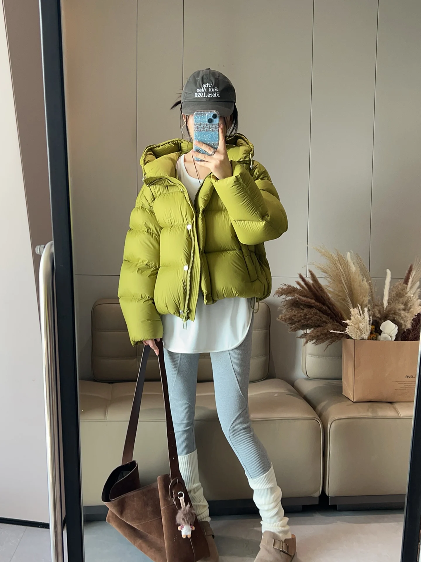 Cloud Puff 90 White Goose down Jaet Women's ort Coat with Hood Warmth Bread Sle Small Size Winter Outerwear
Cloud Puff 90 White Goose down Jaet Women's ort Coat with Hood Warmth Bread Sle Small Size Winter Outerwear