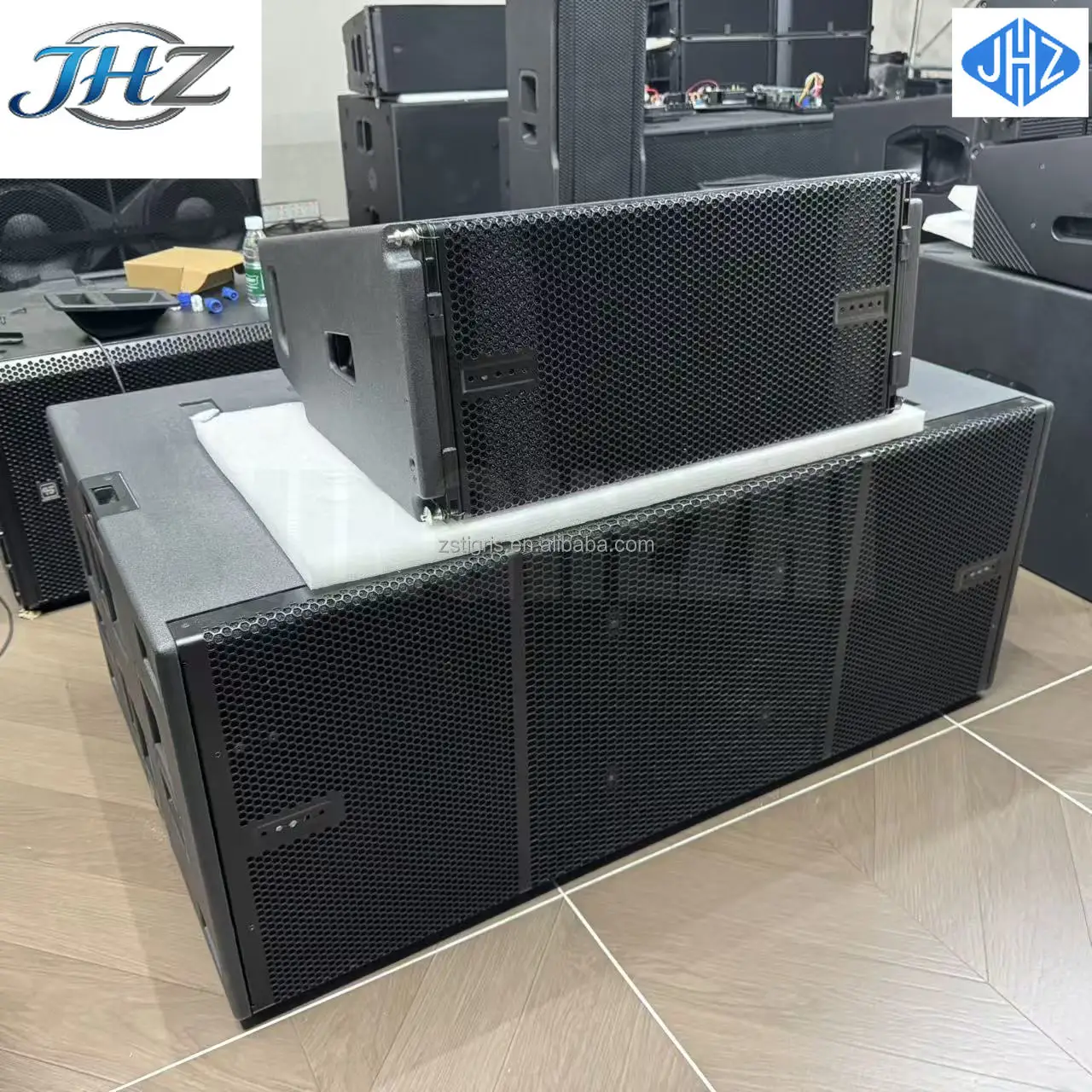 JHZ forLine Array Speaker VIO L210 Double 10 Inch Powered Sound System Active Neodymium Speaker Outdoor Audio Stage Speakers For
JHZ forLine Array Speaker VIO L210 Double 10 Inch Powered Sound System Active Neodymium Speaker Outdoor Audio Stage Speakers For