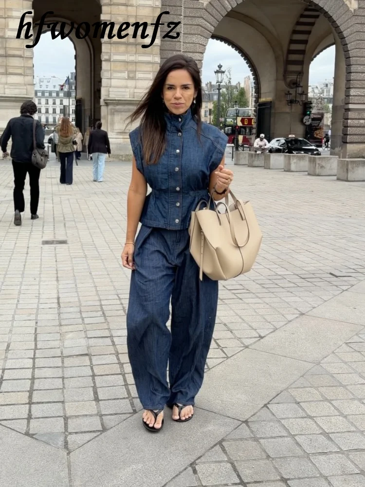 Casual Solid Women's Trouser Suit Sleeveless Stand Collar Single Breasted Vest Straight Long Pants 2026 Summer Chic Lady Outfits
Casual Solid Women's Trouser Suit Sleeveless Stand Collar Single Breasted Vest Straight Long Pants 2026 Summer Chic Lady Outfits