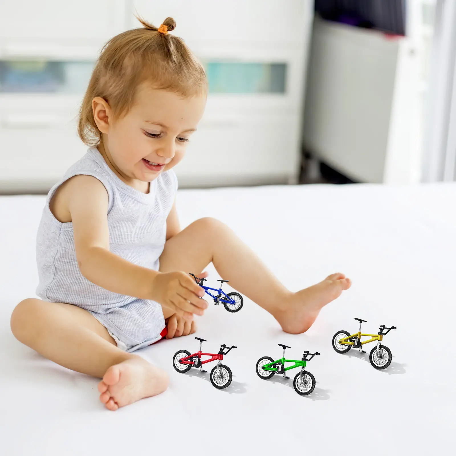 4Pcs Miniature Alloy Mountain Bike 1:18 Scale Finger Bicycle Creative Gift Reward Decoration for Kids
4Pcs Miniature Alloy Mountain Bike 1:18 Scale Finger Bicycle Creative Gift Reward Decoration for Kids