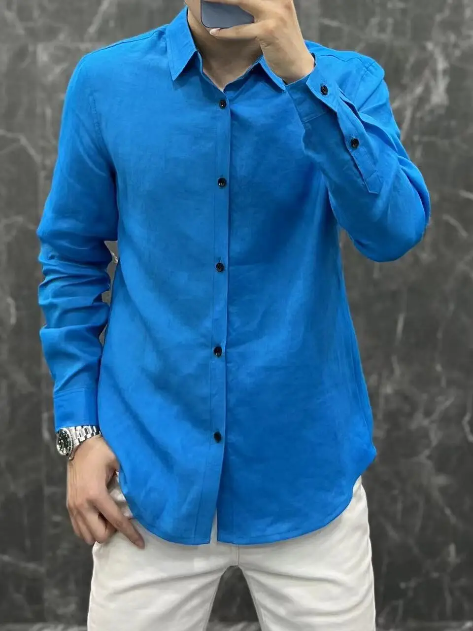 New Spring Autumn Multi-Color Casual Shirt Trendy Luxury Lightweight Fashionable High Quality Versatile Men's Long Sleeve But...
New Spring Autumn Multi-Color Casual Shirt Trendy Luxury Lightweight Fashionable High Quality Versatile Men's Long Sleeve But...