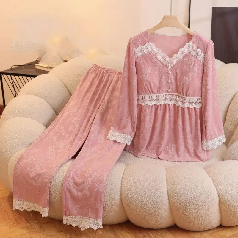 Women Fashion Lace With Padded Cups Outfit Femme V-neck Pajamas 2PCS French Lady Fashion Large Size 6XL Loungewear Two-piece Set
Women Fashion Lace With Padded Cups Outfit Femme V-neck Pajamas 2PCS French Lady Fashion Large Size 6XL Loungewear Two-piece Set