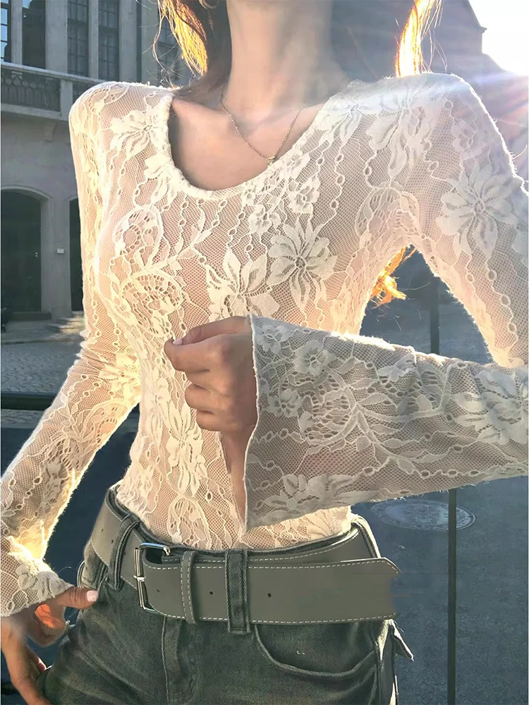 Женская футболка с длинным рукавом и кружевной отделкой, зимняя, в корейском стиле, утепленная, для уличной моды, новый дизайн, универсальная
Женская футболка с длинным рукавом и кружевной отделкой, зимняя, в корейском стиле, утепленная, для уличной моды, новый дизайн, универсальная