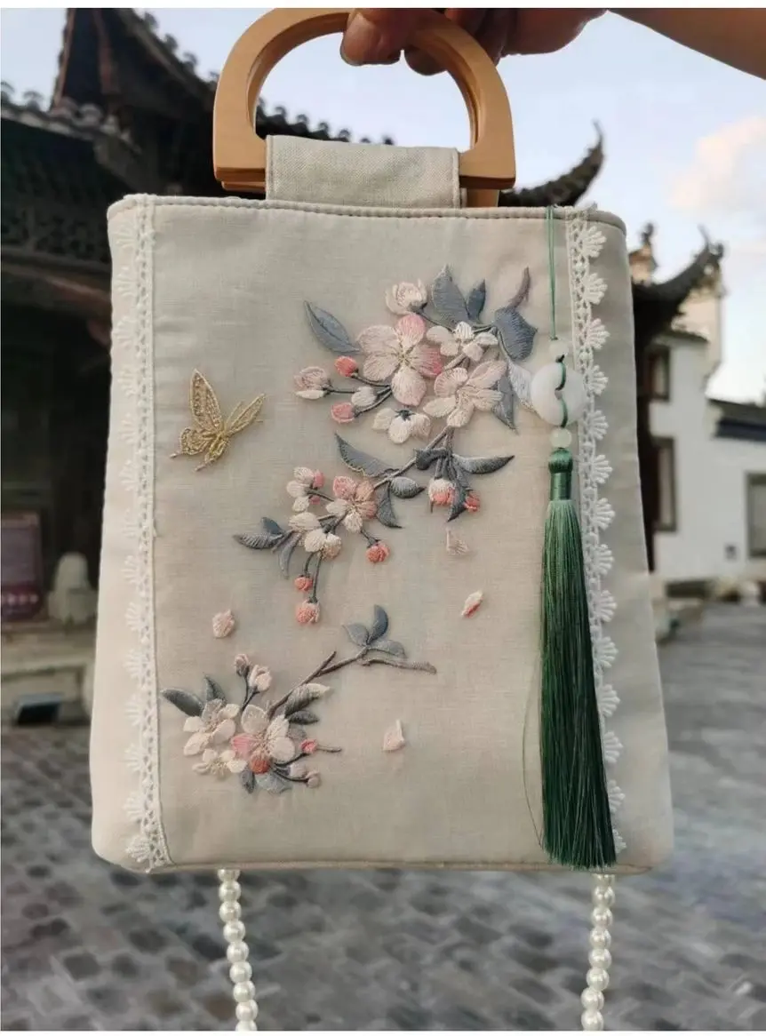 Древний стиль Hanfu Cheongsam, сумка с вышивкой, китайская ретро-сумка с кисточками, универсальная сумка на плечо, женские аксессуары для костюмов
Древний стиль Hanfu Cheongsam, сумка с вышивкой, китайская ретро-сумка с кисточками, универсальная сумка на плечо, женские аксессуары для костюмов