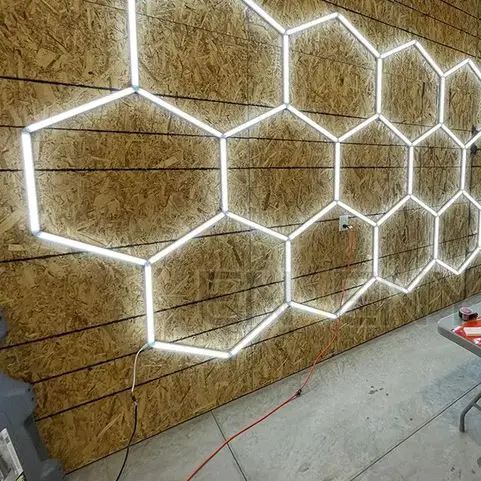 3*5M Dimmable 3000K 4500K 6500K Splicing LED Honeycomb Hexagon Lights for Car Wash Workshop Design Repair Garage Showroom
3*5M Dimmable 3000K 4500K 6500K Splicing LED Honeycomb Hexagon Lights for Car Wash Workshop Design Repair Garage Showroom