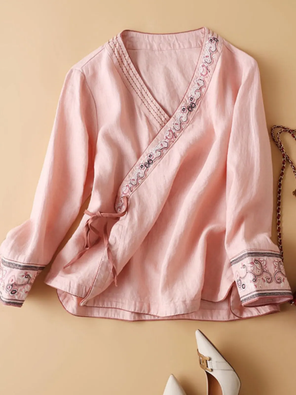 Summer Women Ethnic Floral Embroidered Cotton Loose Traditional Chinese Style Blouse Kung Fu Hanfu Tops Women Shanghai CN-217
Summer Women Ethnic Floral Embroidered Cotton Loose Traditional Chinese Style Blouse Kung Fu Hanfu Tops Women Shanghai CN-217