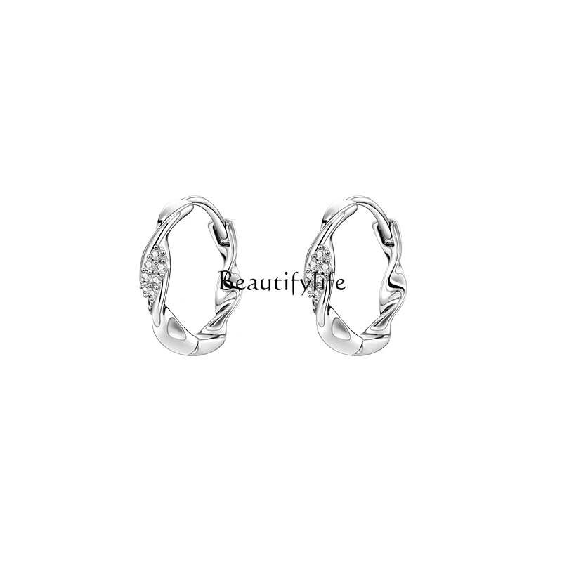 Diamond earrings women's 2023 new trendy earrings light luxury niche design circle
Diamond earrings women's 2023 new trendy earrings light luxury niche design circle