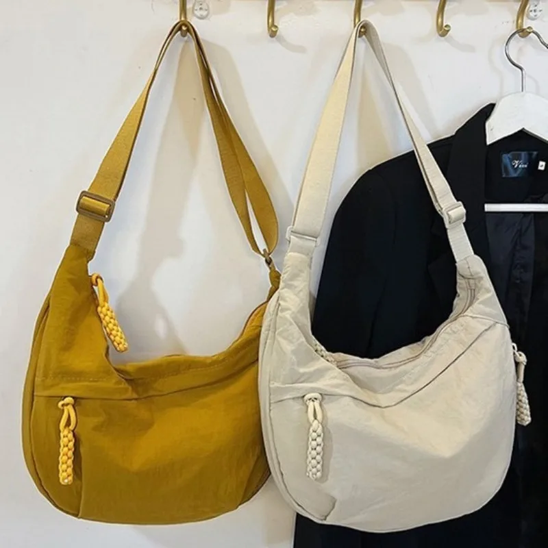 Повседневная парусиновая сумка через плечо для женщин, дизайнерские черные сумки на плечо, большая вместительная мужская дорожная сумка для покупок
Повседневная парусиновая сумка через плечо для женщин, дизайнерские черные сумки на плечо, большая вместительная мужская дорожная сумка для покупок