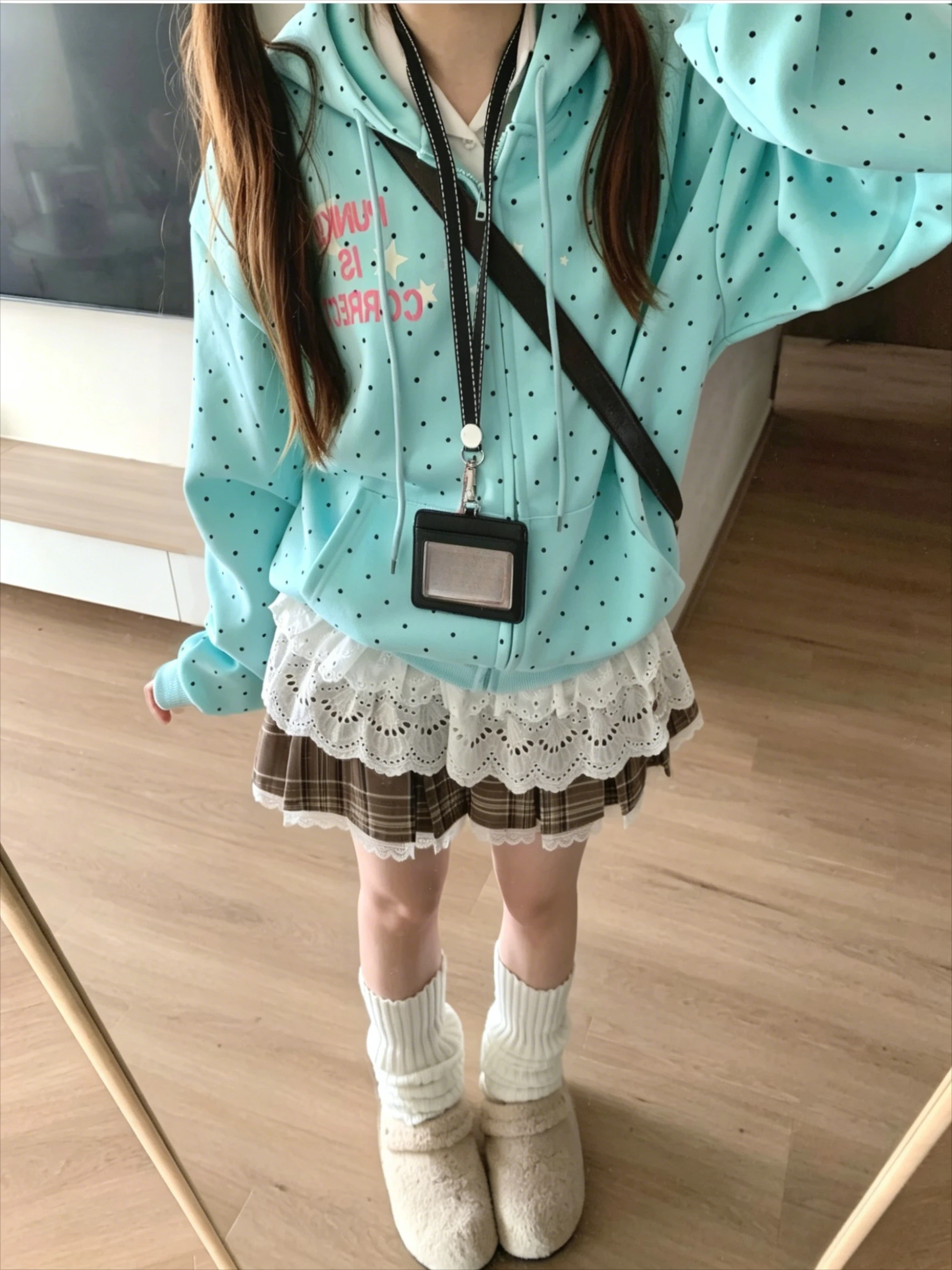 New American 2026 Polka Dot Sweatshirts Spring Fashion Letter Print Hooded Y2k Sweet Loose Casual Jacket Women's Clothes Fashion
New American 2026 Polka Dot Sweatshirts Spring Fashion Letter Print Hooded Y2k Sweet Loose Casual Jacket Women's Clothes Fashion