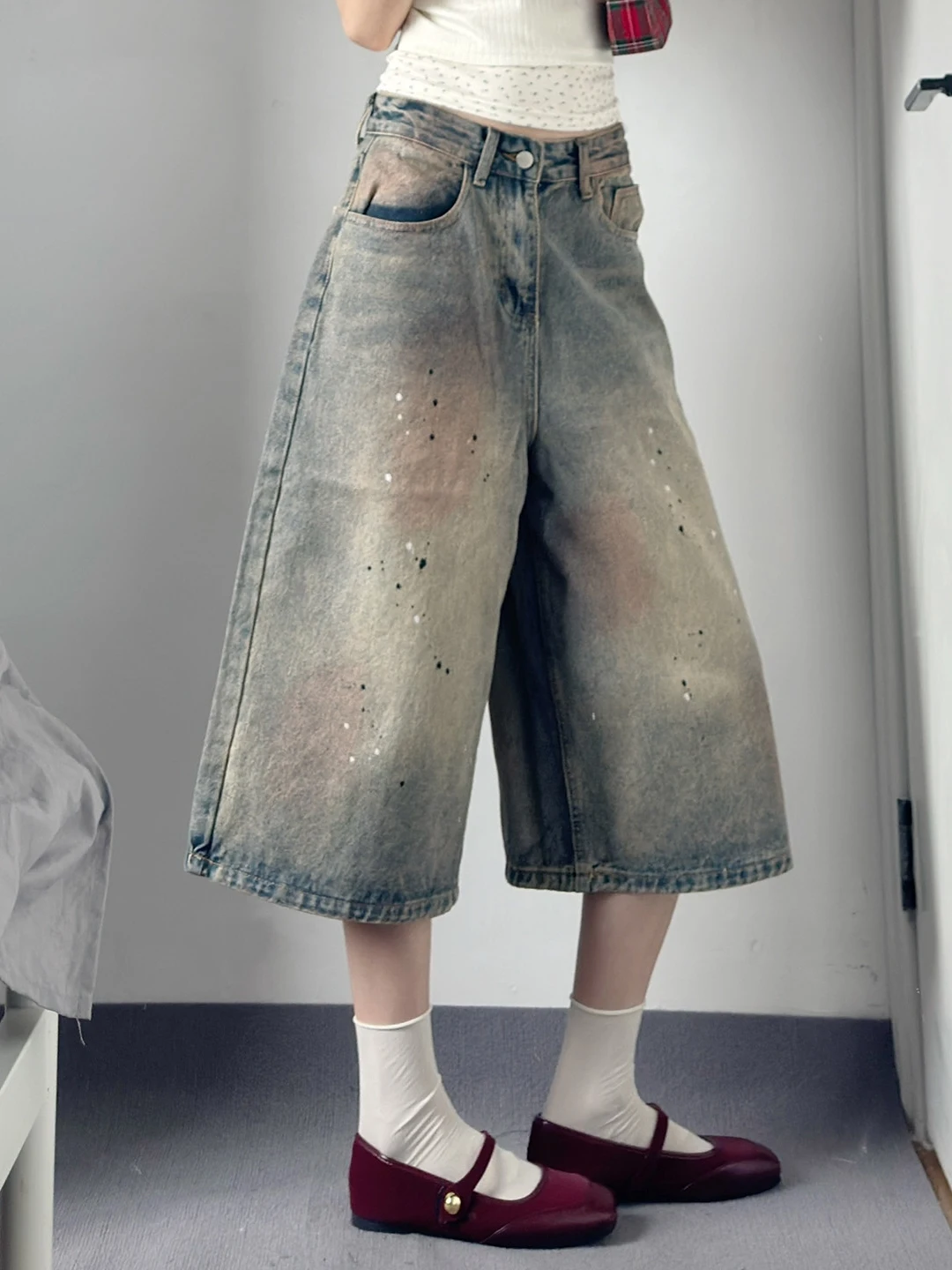 plus Size Vintage Washed Seven-Foot Jeans Women's Casual Loose Wide Leg High Waist Denim Pants Summer New Style Slimming Effect
plus Size Vintage Washed Seven-Foot Jeans Women's Casual Loose Wide Leg High Waist Denim Pants Summer New Style Slimming Effect