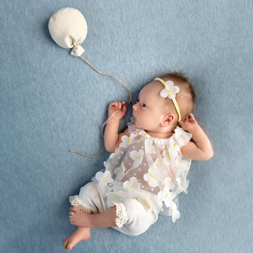 Baby Girl Angelic 3D Petal Bloom Tulle Outfit Newborn Photography Props Fairy Flower Set White Infant Photoshoot Clothes
Baby Girl Angelic 3D Petal Bloom Tulle Outfit Newborn Photography Props Fairy Flower Set White Infant Photoshoot Clothes