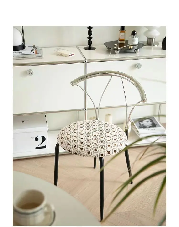 Nordic Designer Stainless Steel Chairs Dining Chairs Backrest Dressing Chairs Luxury Stools Leisure Chair Living Room Chairs
Nordic Designer Stainless Steel Chairs Dining Chairs Backrest Dressing Chairs Luxury Stools Leisure Chair Living Room Chairs