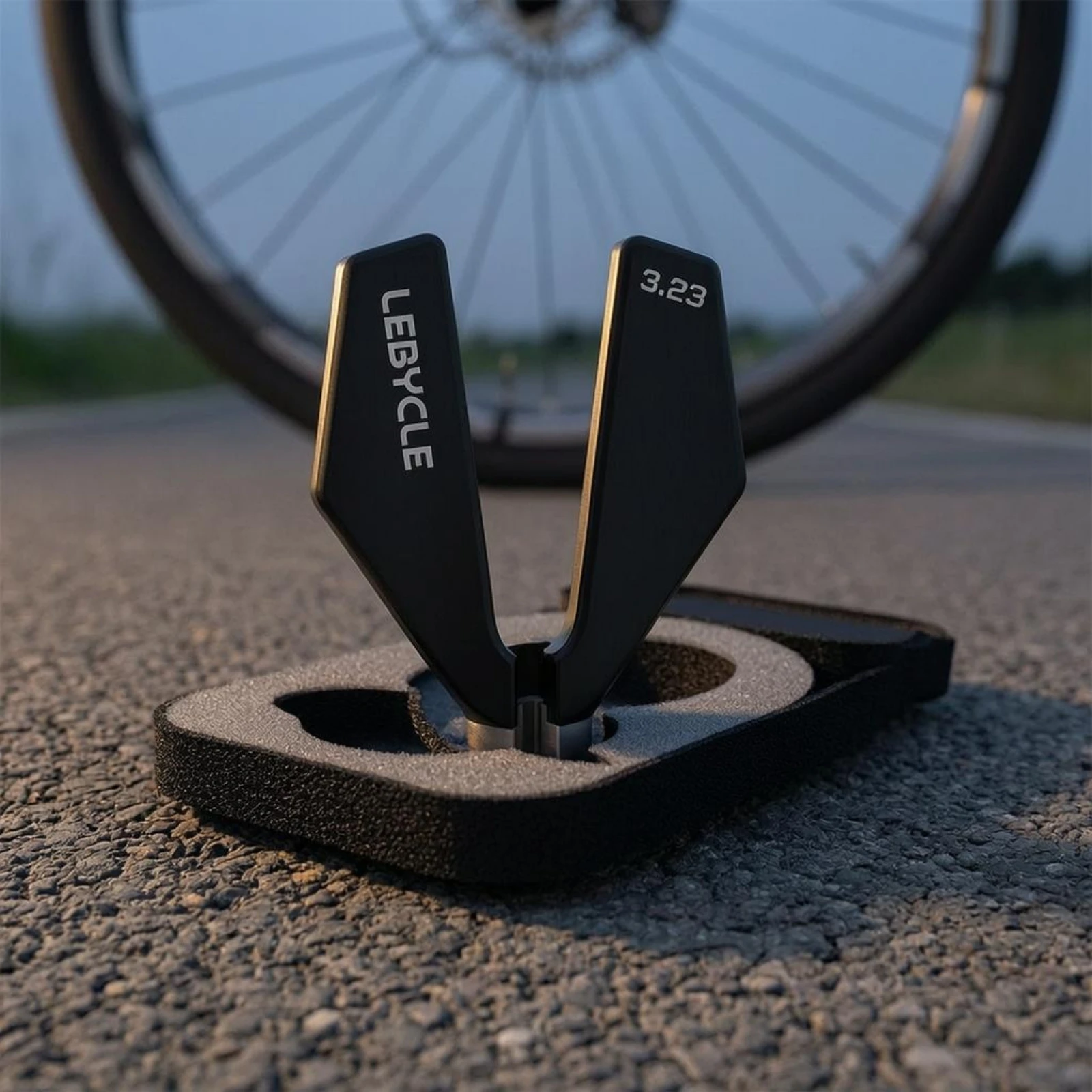 Bike Spoke Wrench Beveled Edges Wheel Truing Tool Bike Spoke Adjustment Wrench Compact Rim Truing Tool Easy to Use
Bike Spoke Wrench Beveled Edges Wheel Truing Tool Bike Spoke Adjustment Wrench Compact Rim Truing Tool Easy to Use