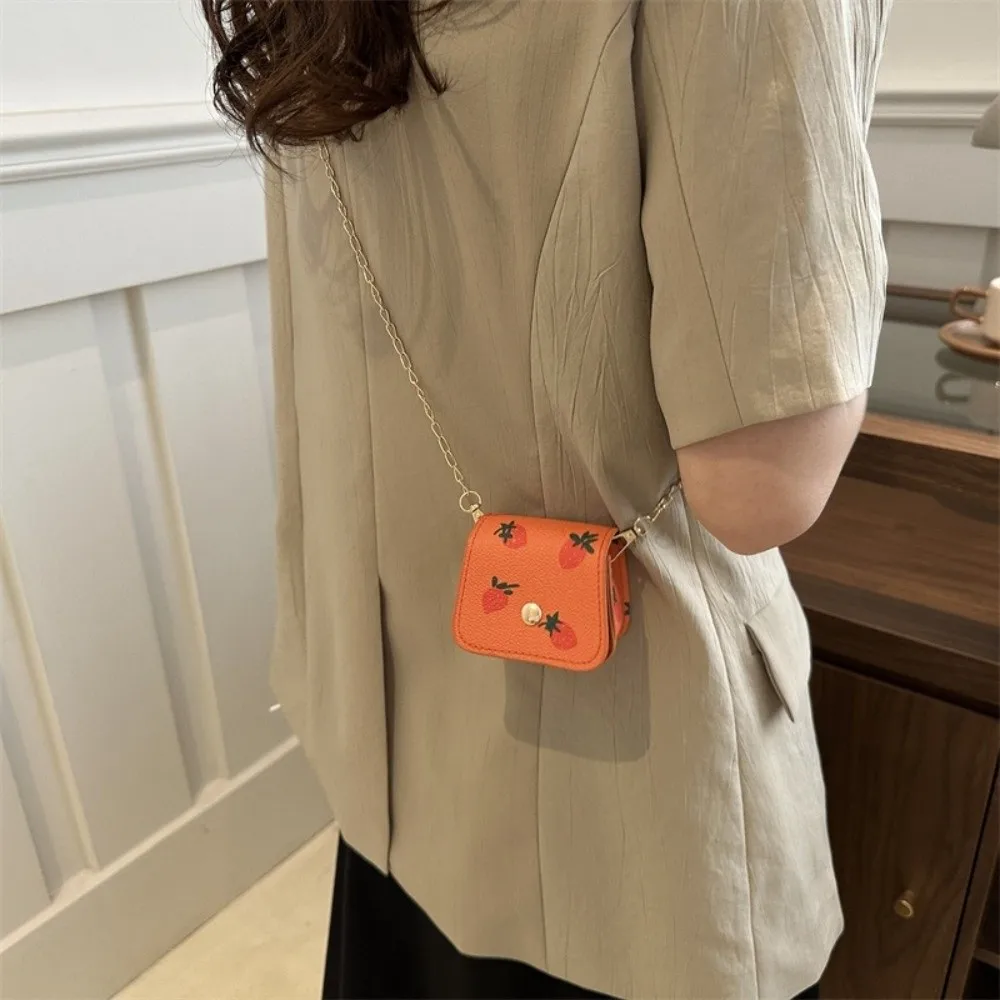 Fashion Pu Leather Mini Crossbody Bag Fruit Print Snap Button Coin Purse Chain Strap Small Lipstick Bag Women
Fashion Pu Leather Mini Crossbody Bag Fruit Print Snap Button Coin Purse Chain Strap Small Lipstick Bag Women