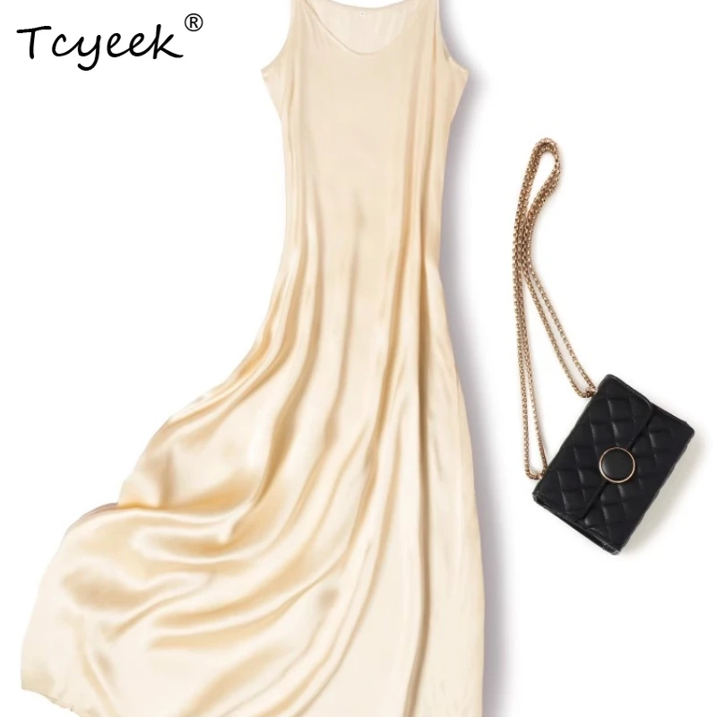Tcyeek 100% Mulberry Silk Soft V-neck Suspender A-line Champagne Color Sleeveless Long Woman Summer Dress Sommerkleid Damen
Tcyeek 100% Mulberry Silk Soft V-neck Suspender A-line Champagne Color Sleeveless Long Woman Summer Dress Sommerkleid Damen