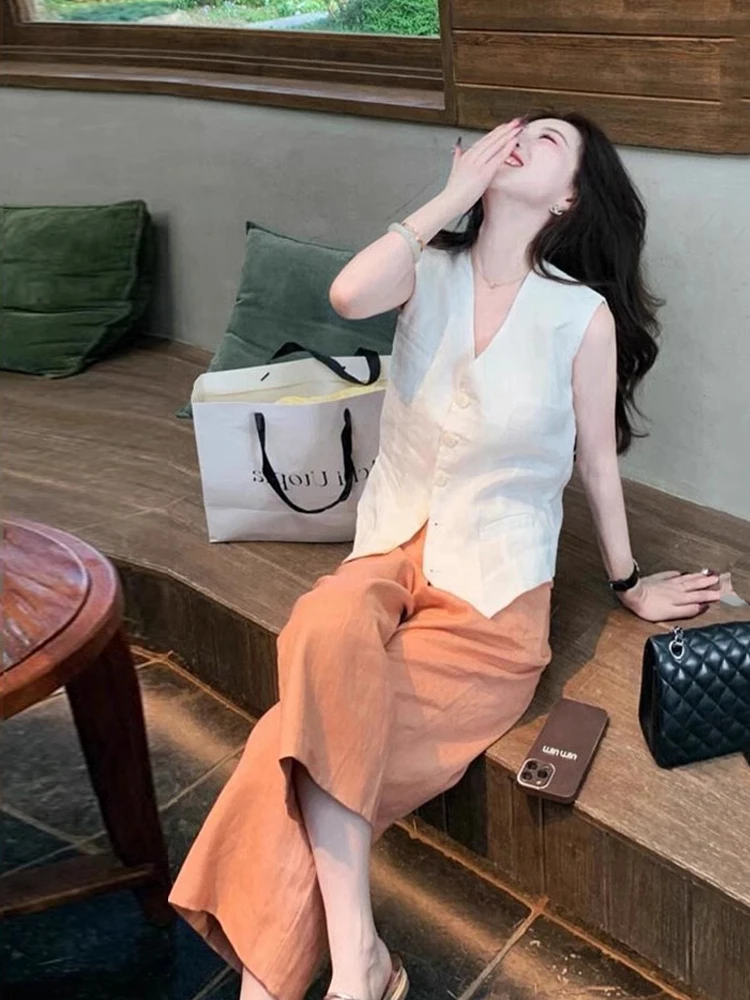 plus Size Summer Hong Kong Style Elegant Orange Color Wide Leg Pants Two Piece Set Fashionable Casual High Waist V-Neck Top
plus Size Summer Hong Kong Style Elegant Orange Color Wide Leg Pants Two Piece Set Fashionable Casual High Waist V-Neck Top