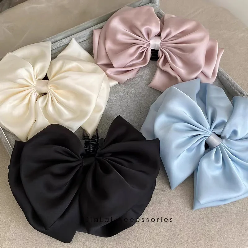 French Satin Bow Clip - Voluminous Hair Bun & Ponytail Holder for Women, Elegant Non-Slip Barrettes
French Satin Bow Clip - Voluminous Hair Bun & Ponytail Holder for Women, Elegant Non-Slip Barrettes