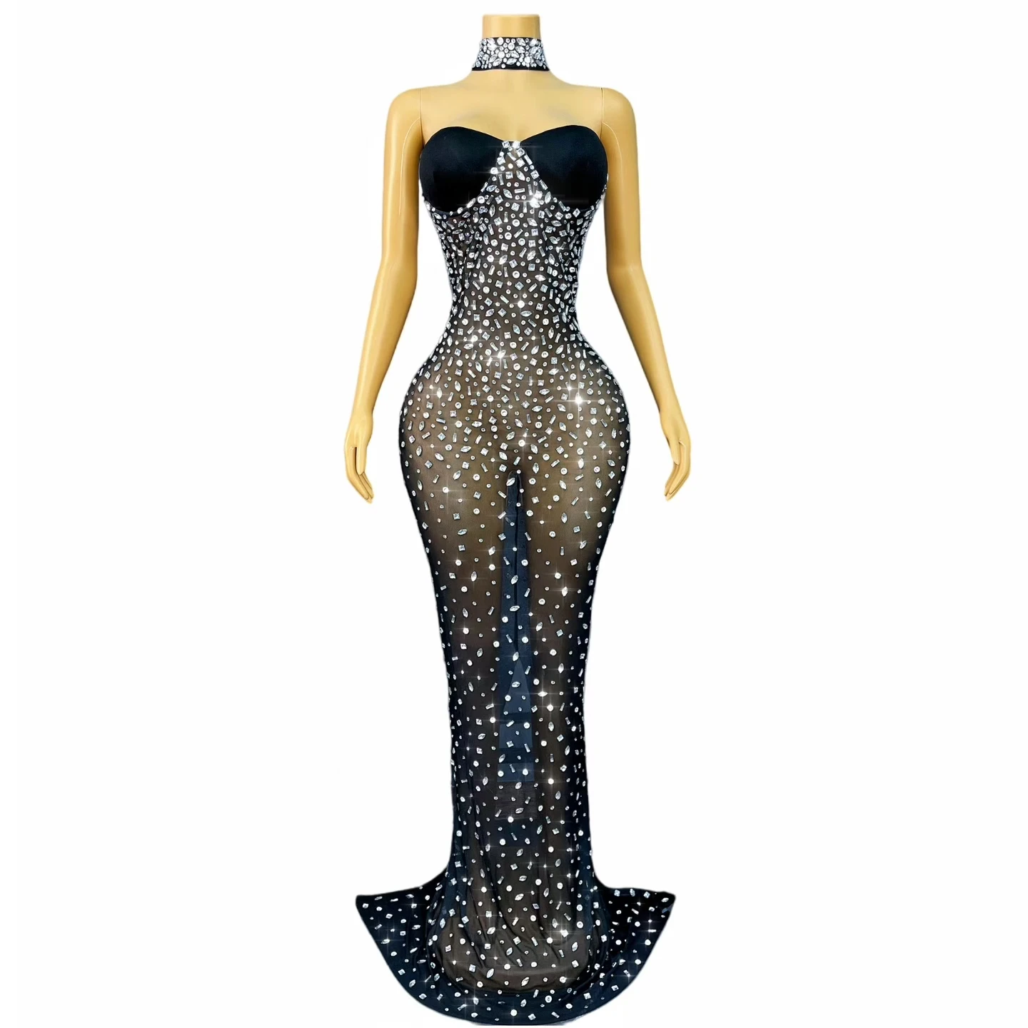 Women Designer Black Rhinestones Mesh Strapless Maxi Long See Through Dress With Chocker Runway Celebrity Evening Party Gowns
Women Designer Black Rhinestones Mesh Strapless Maxi Long See Through Dress With Chocker Runway Celebrity Evening Party Gowns
