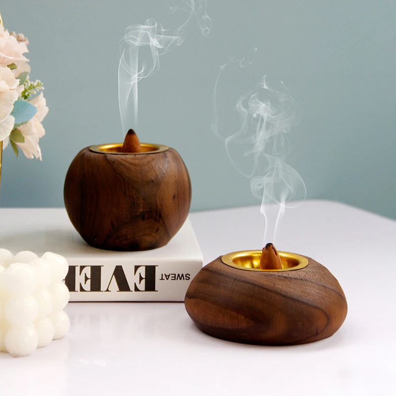 Classical European-style wood grain incense burner, wooden aromatherapy burner, handheld retro simple Middle Eastern Arab festiv
Classical European-style wood grain incense burner, wooden aromatherapy burner, handheld retro simple Middle Eastern Arab festiv
