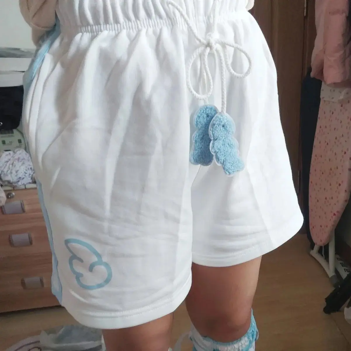 Kimotimo Japanese Y2k Cute Sports Shorts Women 2025 Summer Sweet Printed Drawstring Waist Wide Leg Short Pants Casual Streetwear
Kimotimo Japanese Y2k Cute Sports Shorts Women 2025 Summer Sweet Printed Drawstring Waist Wide Leg Short Pants Casual Streetwear