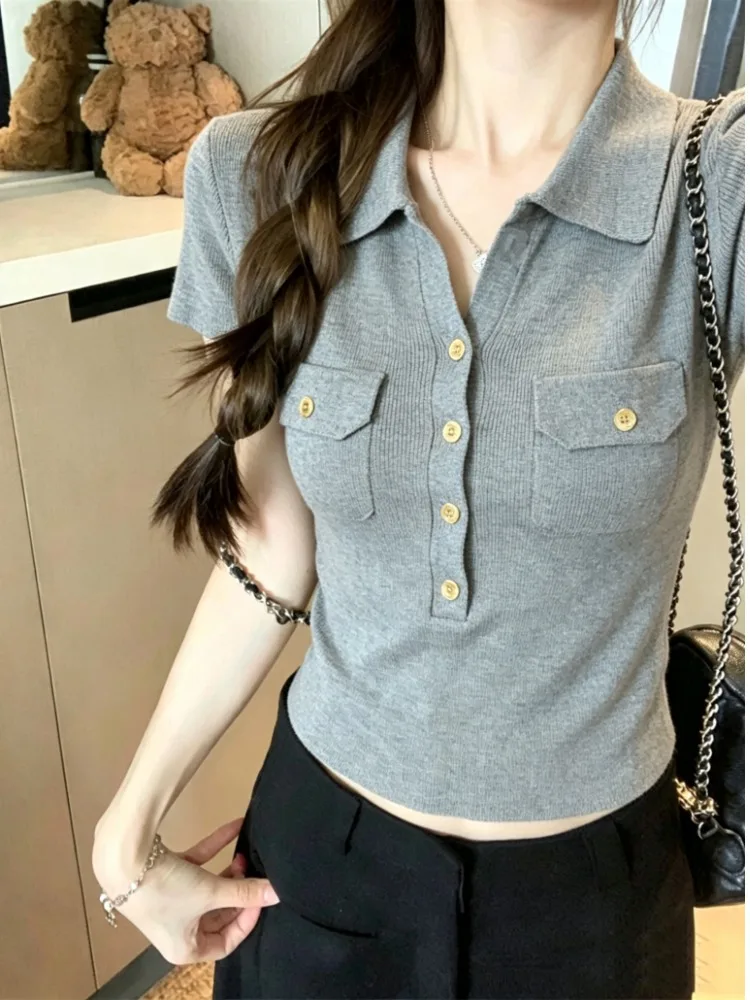 Gray Knitted Short Sleeve Shirt Women's Summer New Style High Sensation Beautiful Slim Fit Shoulder Top City Walk Skin F...
Gray Knitted Short Sleeve Shirt Women's Summer New Style High Sensation Beautiful Slim Fit Shoulder Top City Walk Skin F...