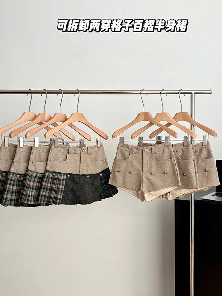 American Vintage Kpop Plaid Skirt New Design High Waist Removable Pleated Skirt Gyaru Clothes Luxury Streetwear Autumn Winter
American Vintage Kpop Plaid Skirt New Design High Waist Removable Pleated Skirt Gyaru Clothes Luxury Streetwear Autumn Winter