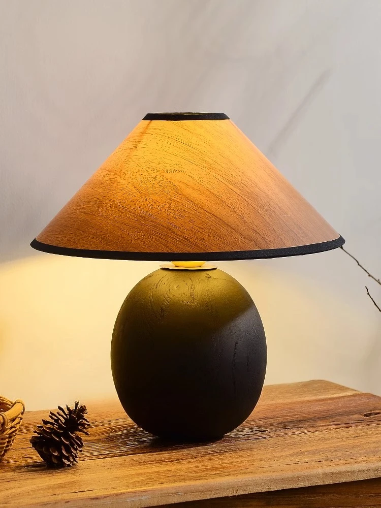 Vintage table lamp wabi-sabi wind bedside lamp Japanese solid wood Chinese zen ornament bedroom living room homestay decorative
Vintage table lamp wabi-sabi wind bedside lamp Japanese solid wood Chinese zen ornament bedroom living room homestay decorative
