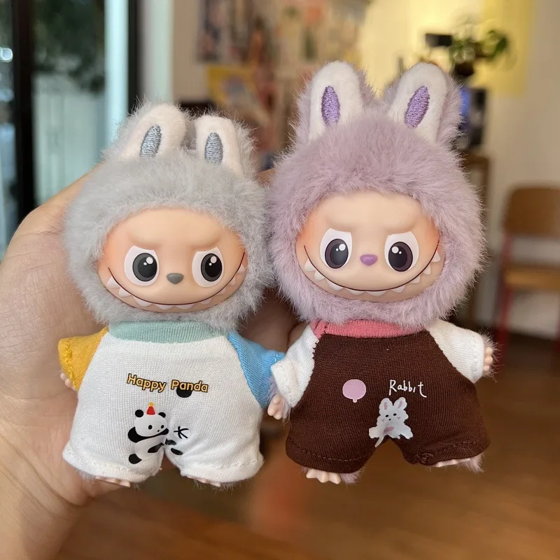 Doll Clothes For 10cm Labubu 4.0 4th Gen Animal-Themed Casual Onesie – Pink White Bear Rabbit Design For Outfit Change
Doll Clothes For 10cm Labubu 4.0 4th Gen Animal-Themed Casual Onesie – Pink White Bear Rabbit Design For Outfit Change