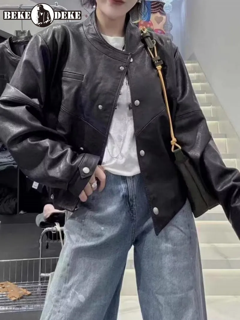 Женская новая нерегулярная дизайнерская куртка свободного покроя из овчины из натуральной кожи, винтажная короткая повседневная однобортная куртка, уличная одежда
Женская новая нерегулярная дизайнерская куртка свободного покроя из овчины из натуральной кожи, винтажная короткая повседневная однобортная куртка, уличная одежда