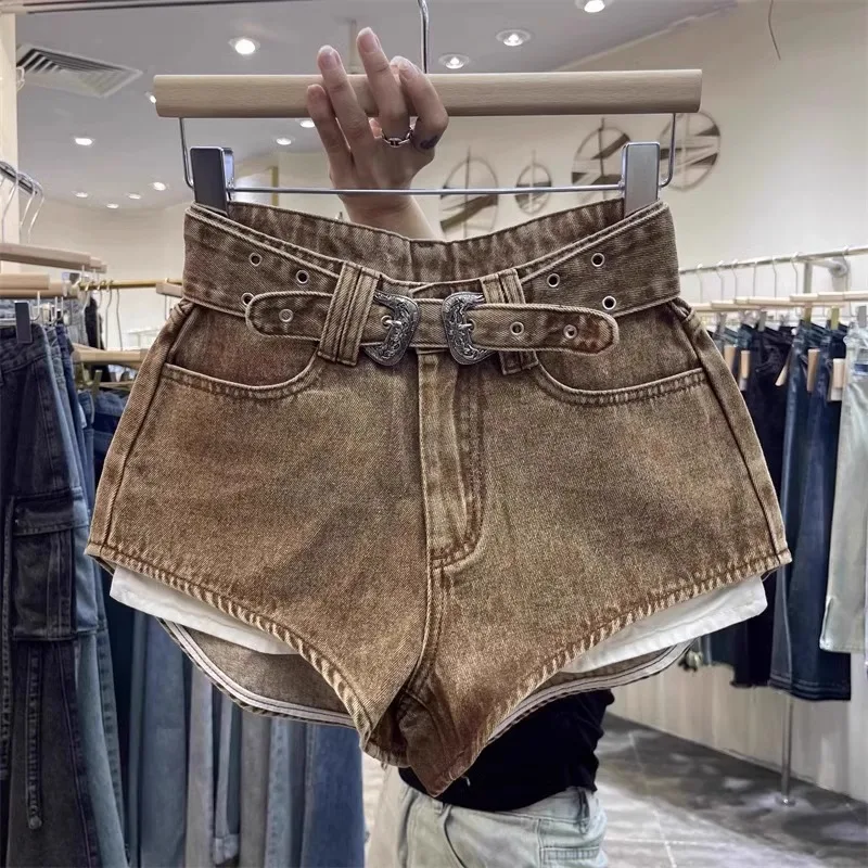 New 2026 Spring Summer Retro Solid Color Shorts High Waist Leisure Fashion Wide Leg Hot Pants Shorts Women Short Pants
New 2026 Spring Summer Retro Solid Color Shorts High Waist Leisure Fashion Wide Leg Hot Pants Shorts Women Short Pants