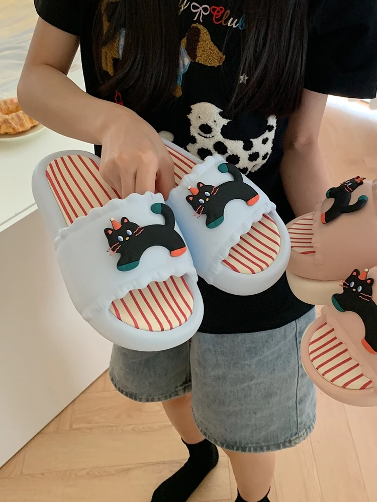 Pattern Slippers Women's Summer Outdoor Fashion Anti-slip Casual Slip-On Sandals round Toe Flat Heel EVA Material
Pattern Slippers Women's Summer Outdoor Fashion Anti-slip Casual Slip-On Sandals round Toe Flat Heel EVA Material