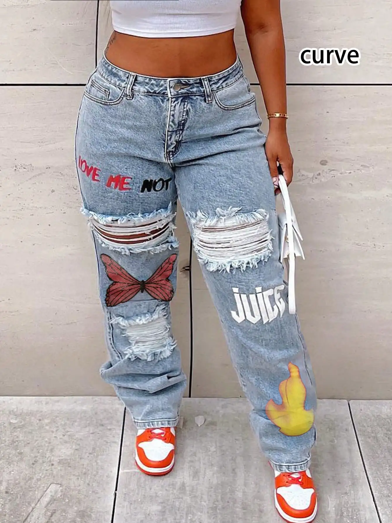Джинсы женские больших размеров в уличном стиле, рваные, с принтом бабочек и букв, средней посадки, крой «бойфренд»
Джинсы женские больших размеров в уличном стиле, рваные, с принтом бабочек и букв, средней посадки, крой «бойфренд»