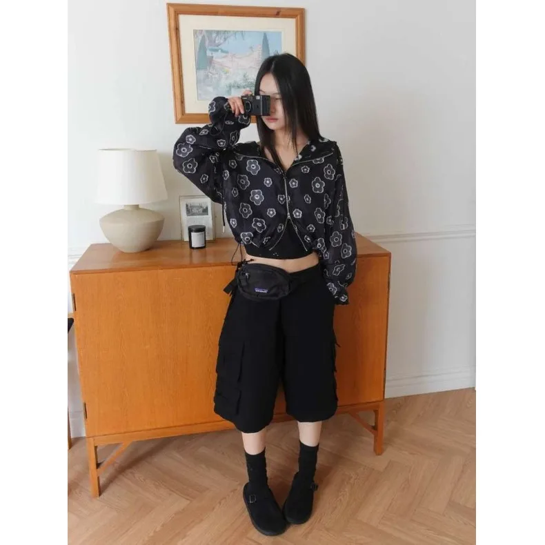 2025 Summer New ort Floral Zipper Hooded Jaet Women's Versatile Sun Protection Top Trendy Polyester Fiber Blouse
2025 Summer New ort Floral Zipper Hooded Jaet Women's Versatile Sun Protection Top Trendy Polyester Fiber Blouse