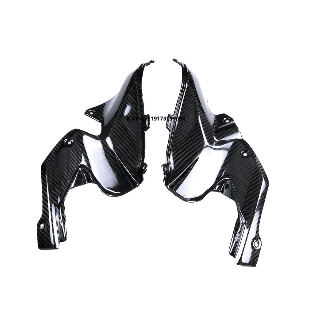 For Z900 motorcycle modification parts prepreg carbon fiber head tank lining board 2020+
For Z900 motorcycle modification parts prepreg carbon fiber head tank lining board 2020+