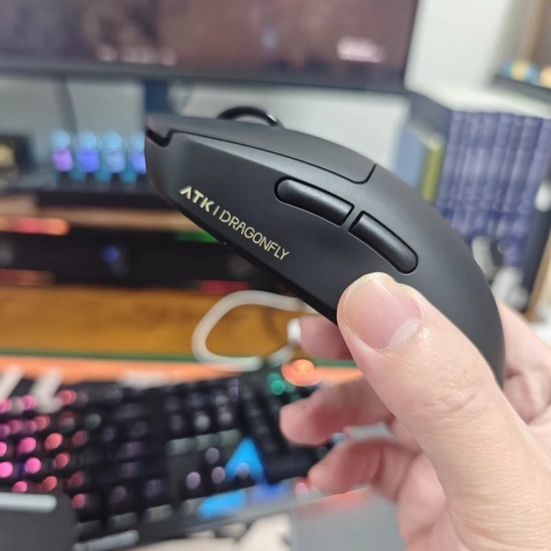 Беспроводная мышь ATK Dragonfly A9 PAW3950/3395Ultra APEXSHARK Легкий дизайн с драгоценными камнями Двойной приемник 8k FPS Игровая мышь для киберспорта 
Беспроводная мышь ATK Dragonfly A9 PAW3950/3395Ultra APEXSHARK Легкий дизайн с драгоценными камнями Двойной приемник 8k FPS Игровая мышь для киберспорта