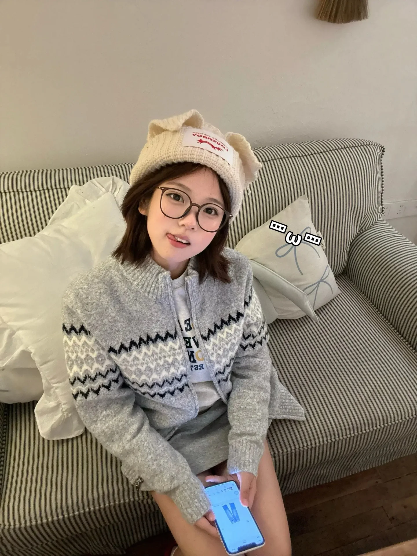 Loose Men's Knitted Cardigan Sweater American Retro Lazy Sle Jaet Coat Autumn Winter Couple's Soft Comfortable Casual Wear
Loose Men's Knitted Cardigan Sweater American Retro Lazy Sle Jaet Coat Autumn Winter Couple's Soft Comfortable Casual Wear