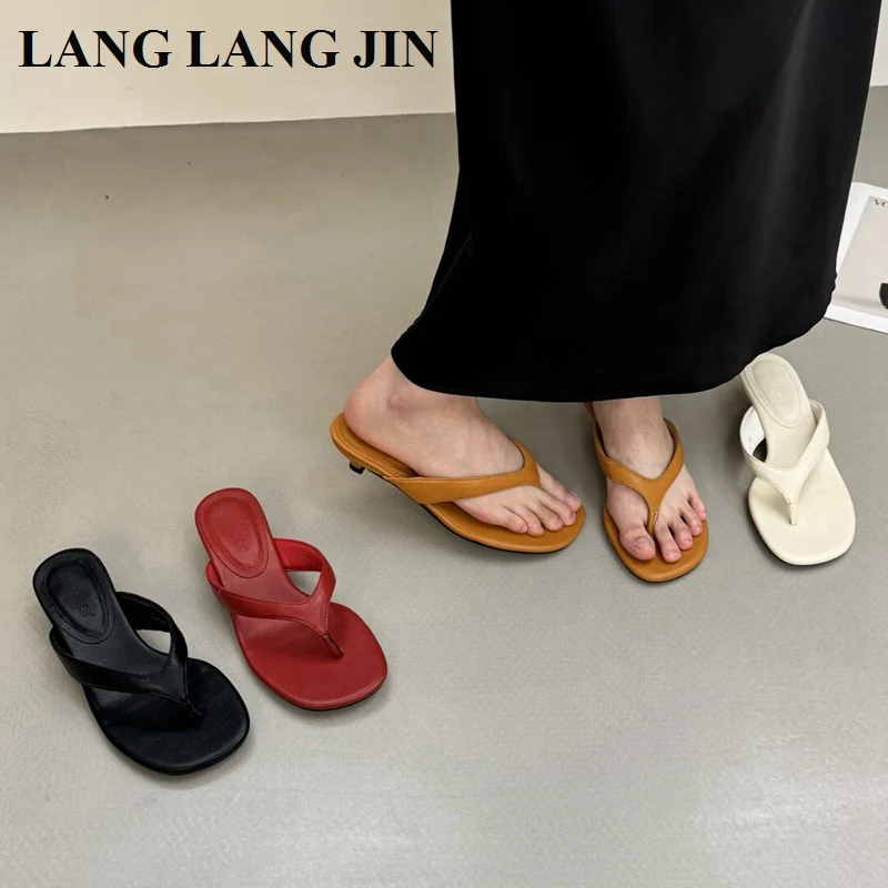 2026 Fashion Clip Toe Slippers Women Low Heels Flip Flops Casual Sandals Shoes New Summer Slipper Female Beach Flip Flops Slides
2026 Fashion Clip Toe Slippers Women Low Heels Flip Flops Casual Sandals Shoes New Summer Slipper Female Beach Flip Flops Slides
