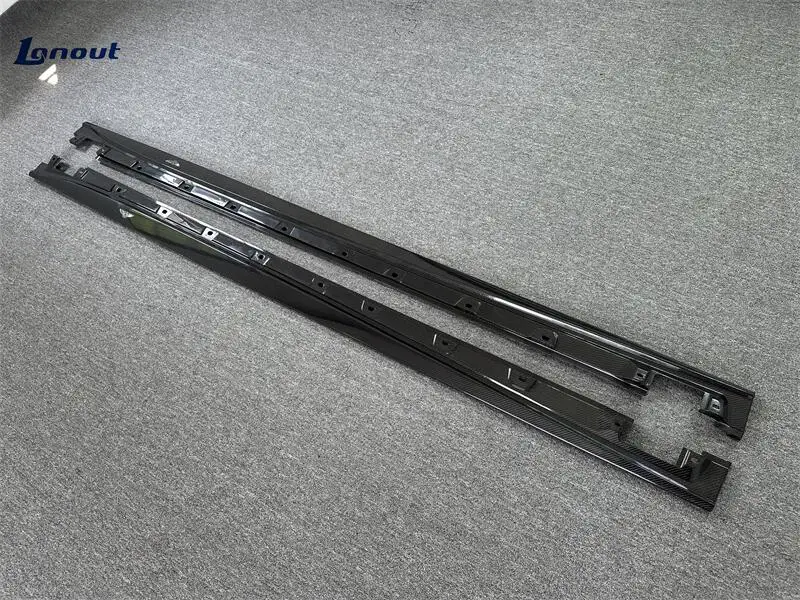 Hot Seller Carbon Fiber Side Skirts High Quality Body Kits for Bentley Continental GT W12 2018-2020
Hot Seller Carbon Fiber Side Skirts High Quality Body Kits for Bentley Continental GT W12 2018-2020