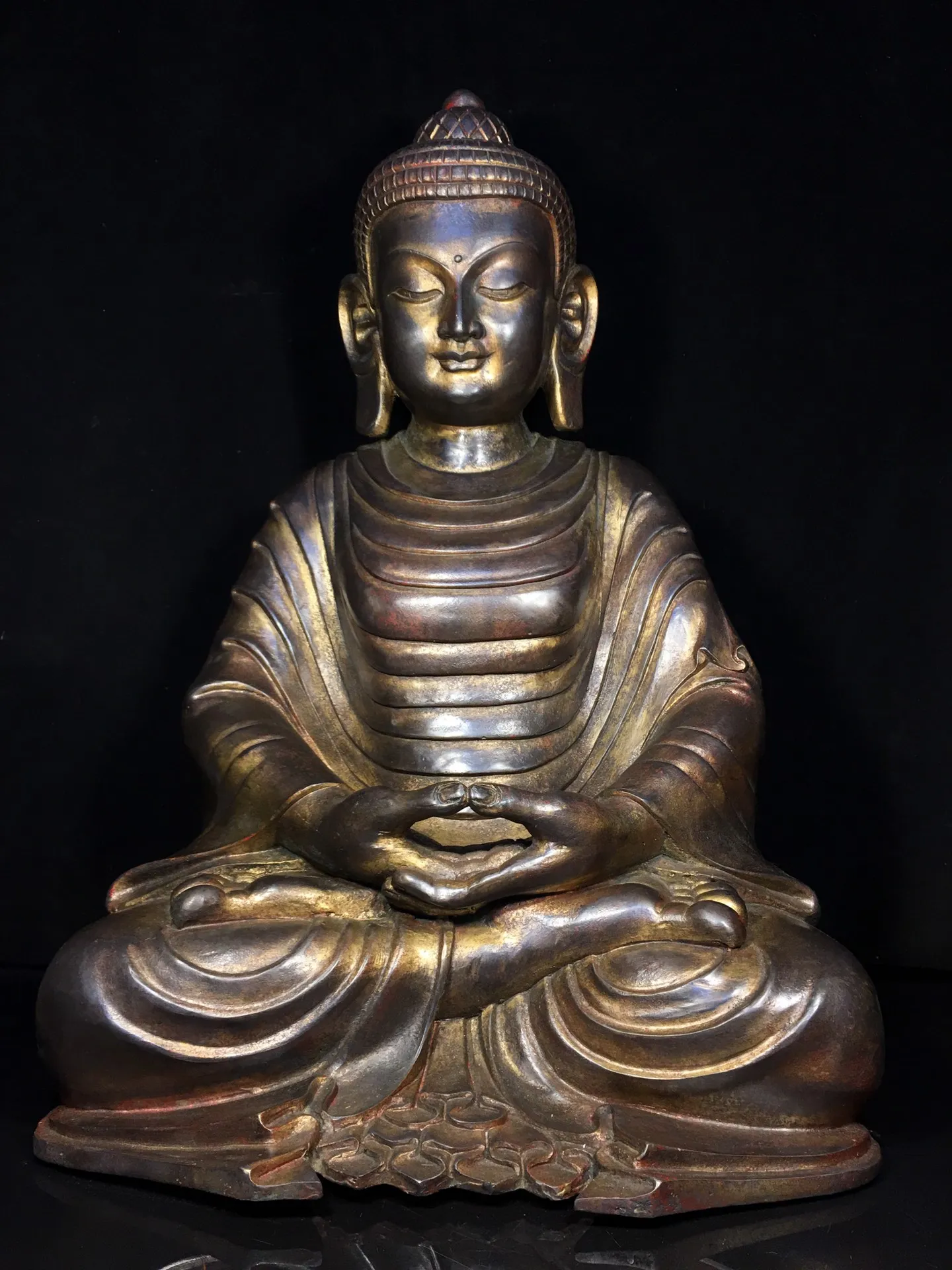 24"Tibetan Temple Collection Old Bronze Cinnabar Mud gold Amitabha Shakyamuni Parinirvana Buddha Worship Hall
24"Tibetan Temple Collection Old Bronze Cinnabar Mud gold Amitabha Shakyamuni Parinirvana Buddha Worship Hall
