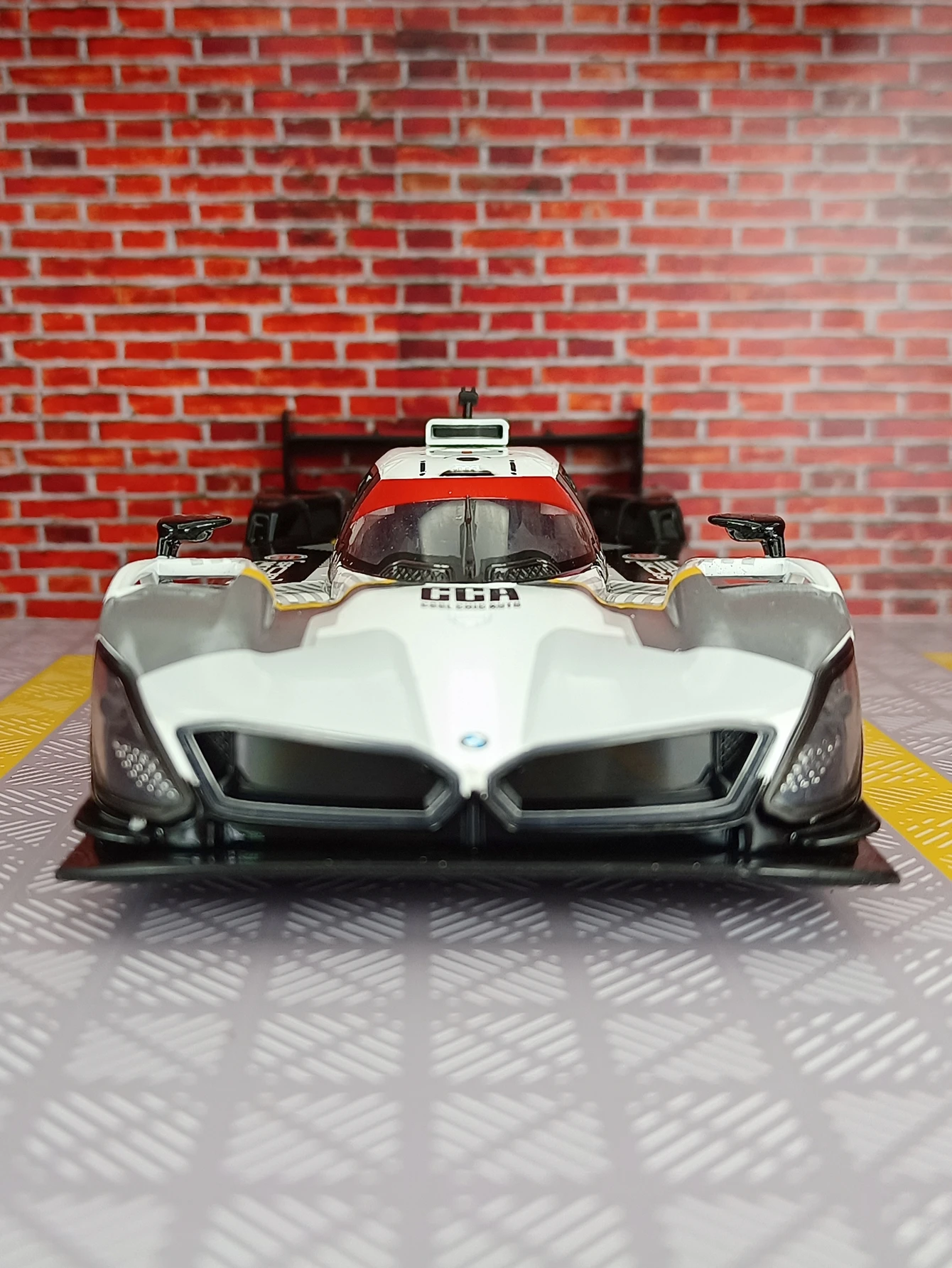 CCA 1:24 BMW M HYBRID V8 alloy car model ornaments rally racing children's toys fine workmanship and good quality
CCA 1:24 BMW M HYBRID V8 alloy car model ornaments rally racing children's toys fine workmanship and good quality