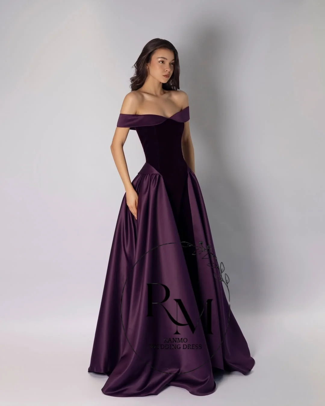 Ranmo Elegant Luxurious Party Dresses 2026 Purple Stylish Formal Occasion شارون سعيد Off-The-Shoulder A-Line Customized
Ranmo Elegant Luxurious Party Dresses 2026 Purple Stylish Formal Occasion شارون سعيد Off-The-Shoulder A-Line Customized