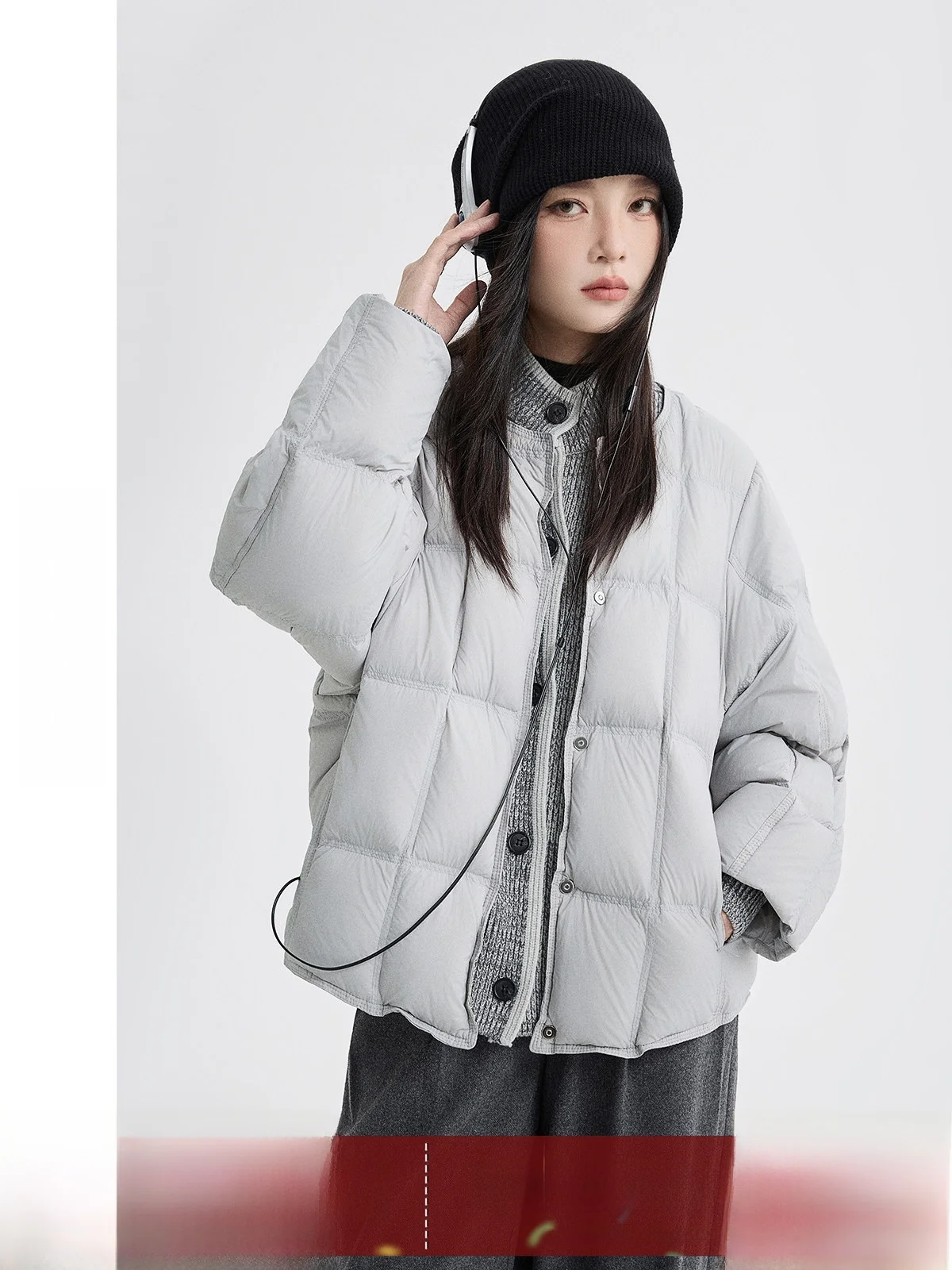 Guier Women's Patchwork down Jacket White Duck Feather Warm Stand Collar Outerwear Casual Style Long Sleeve Thickened Coat
Guier Women's Patchwork down Jacket White Duck Feather Warm Stand Collar Outerwear Casual Style Long Sleeve Thickened Coat