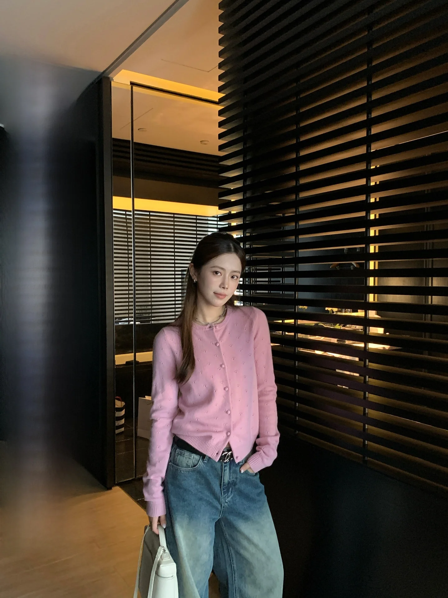 TeeH Sweet Paw 00 Woolen Knitted Cardigan Women's 2025 New Thin Sweater Outerwear Two Colors Casual Sle Soft Long Sl...
TeeH Sweet Paw 00 Woolen Knitted Cardigan Women's 2025 New Thin Sweater Outerwear Two Colors Casual Sle Soft Long Sl...