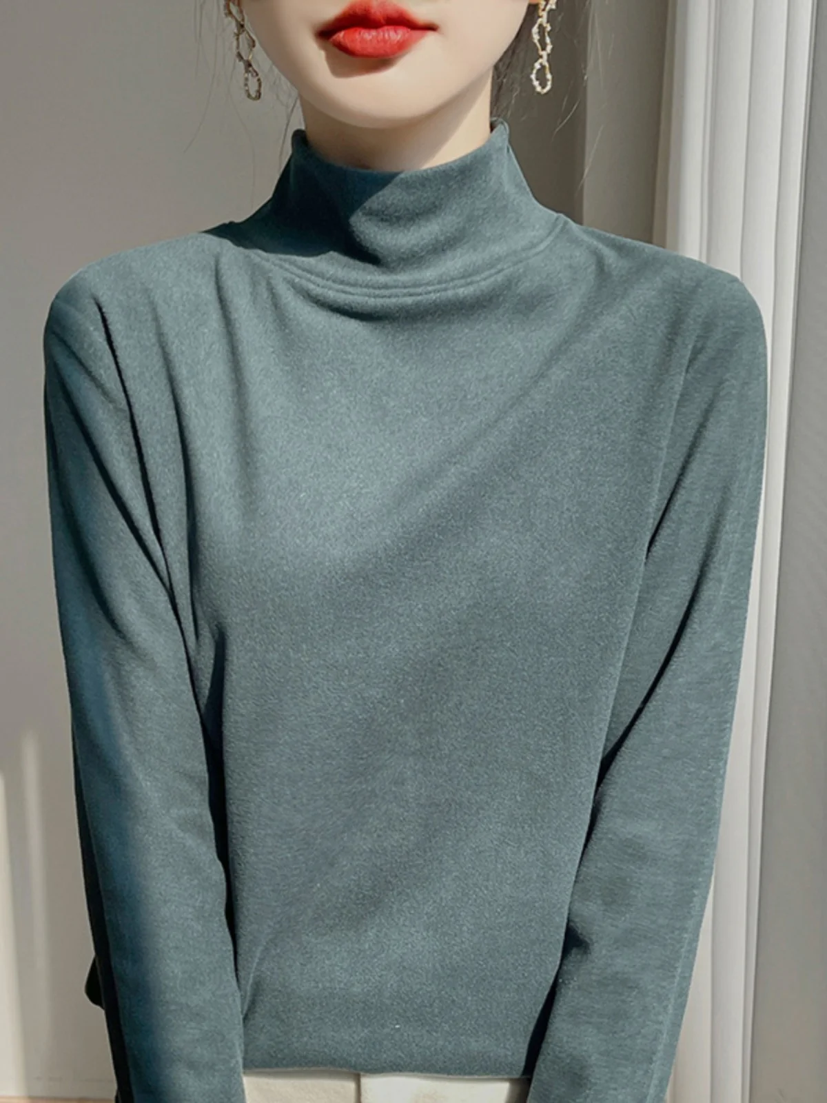 Утепленная двусторонняя вельветовая футболка с высоким воротником и длинным рукавом, теплая базовая трикотажная кофта с воротником-стойкой
Утепленная двусторонняя вельветовая футболка с высоким воротником и длинным рукавом, теплая базовая трикотажная кофта с воротником-стойкой